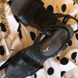 Aetrex black leather wedge sandals